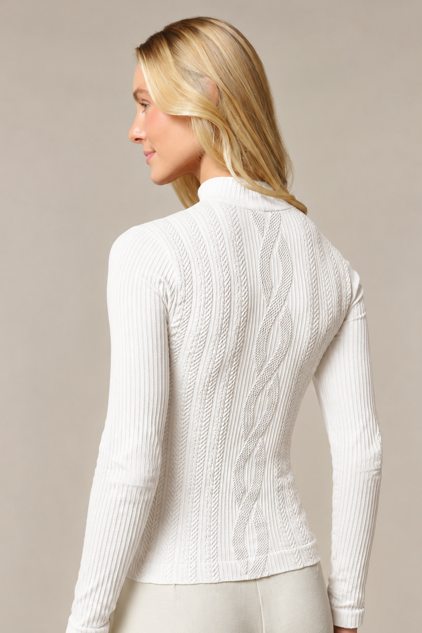 Blusa Manga Longa Gola Alta Tranças Branca Scala